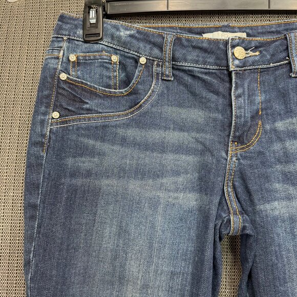 Refuge Womens Size 11 Blue Denim Capri Jeans With Button Detailing & Pockets - Picture 9 of 9